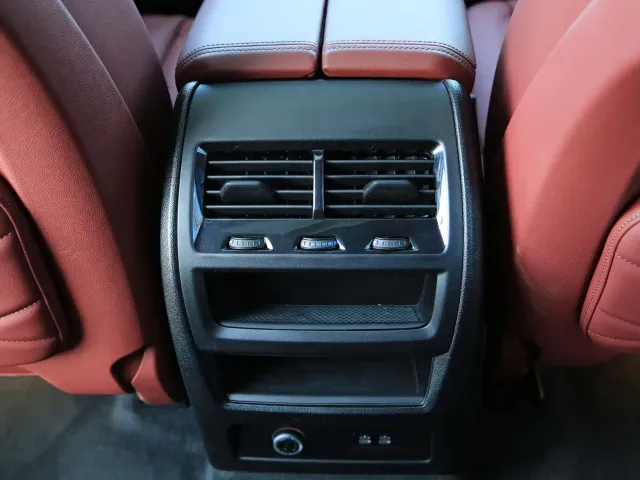 BMW X5 — Фото автомобиля 19