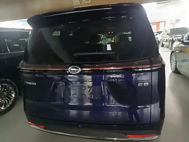 GAC Trumpchi E8 — Фото автомобиля 5