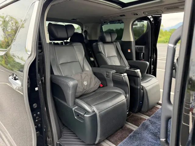 Toyota Vellfire — Фото автомобиля 18