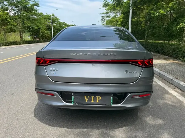 BYD Qin PLUS — Фото автомобиля 17