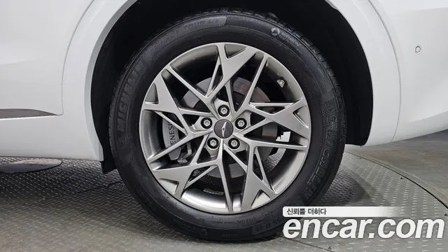 Genesis GV70 — Фото автомобиля 20