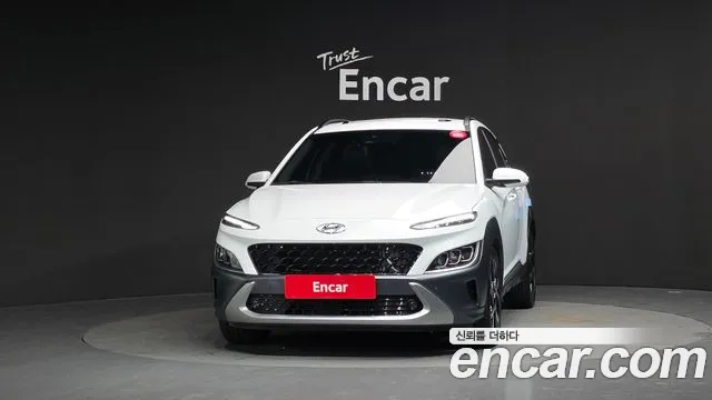 Hyundai Kona Новый Kona Бензин 1.6 Turbo 4WD — Фото автомобиля 3
