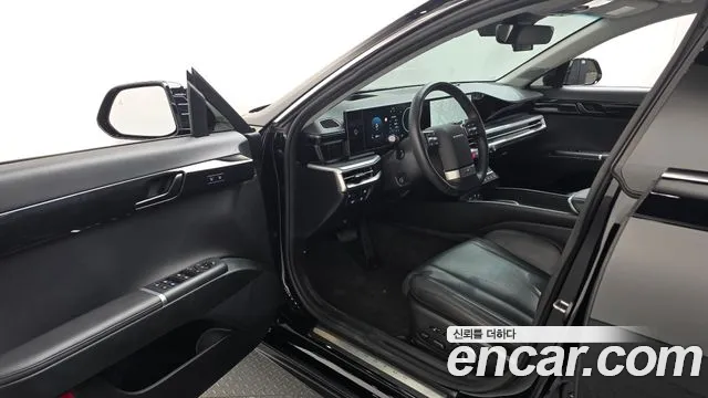 Hyundai Grandeur GN7 — Фото автомобиля 15