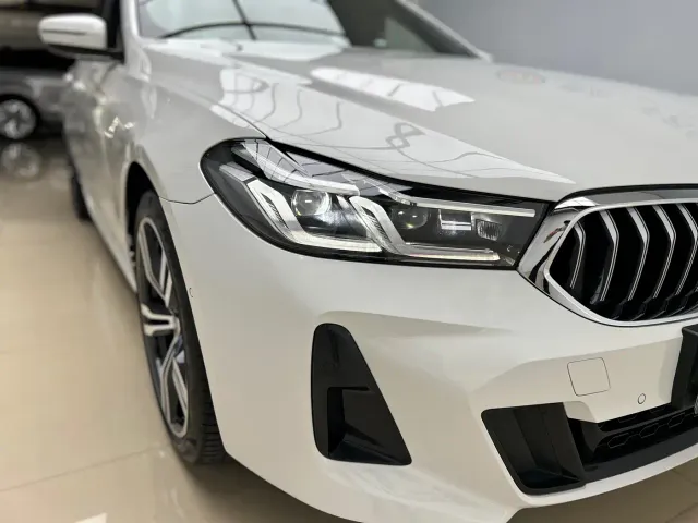 BMW 6 Series Gran Turismo — Фото автомобиля 23