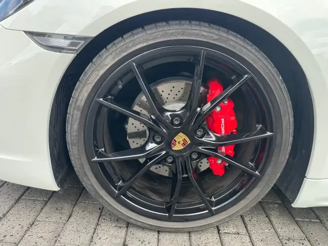 Porsche 718 — Фото автомобиля 8