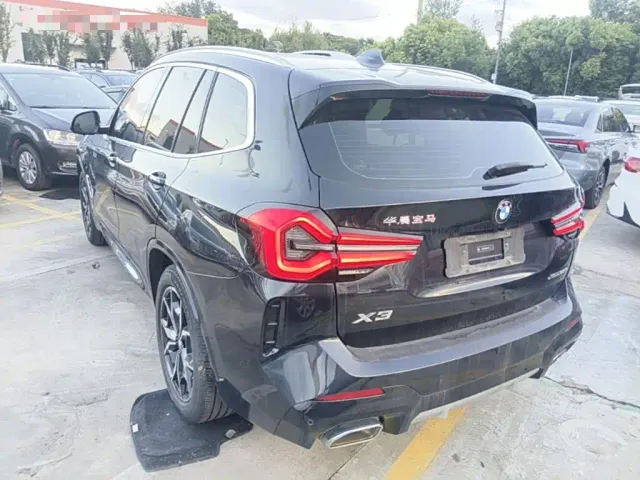 BMW X3 — Фото автомобиля 4