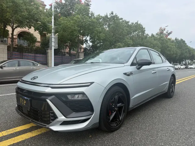 Фотография автомобиля — Hyundai Sonata