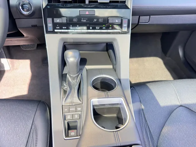 Toyota Avalon — Фото автомобиля 18