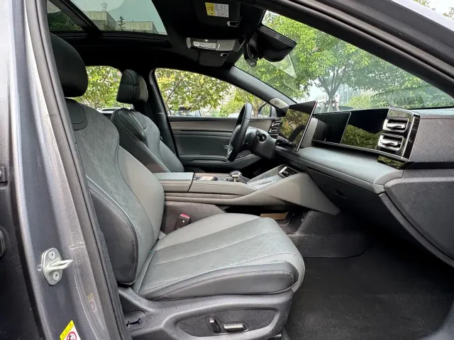 BYD Qin L 2024 DM-i 120KM Excellence Model — Фото автомобиля 13