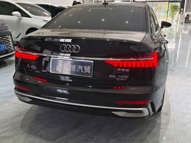 Audi A6L — Фото автомобиля 12