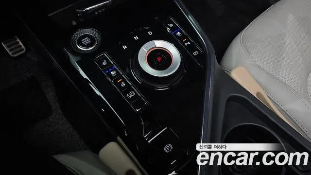 Kia Niro The All New — Фото автомобиля 12
