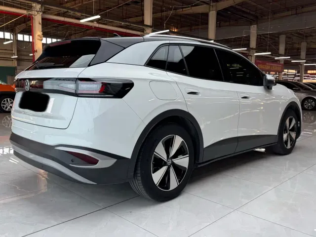 Volkswagen ID.4 X — Фото автомобиля 4