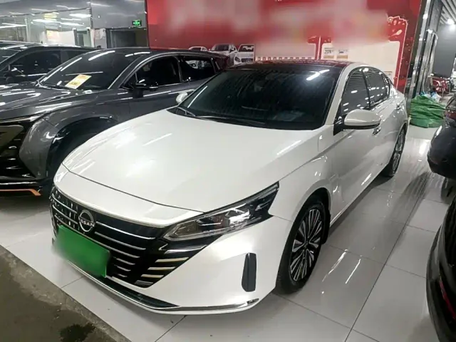 Фотография автомобиля — Nissan Teana