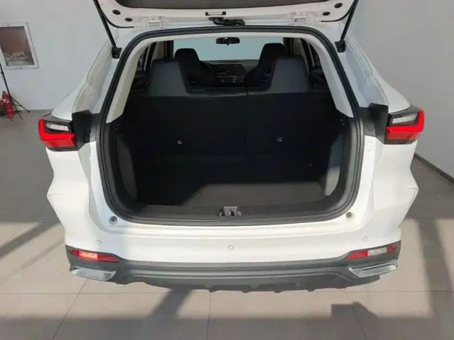 Changan Oushang X5 — Фото автомобиля 18