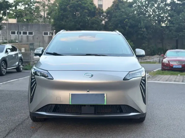 GAC Aion Y — Фото автомобиля 2
