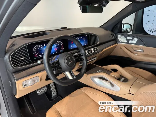 Mercedes-Benz GLS-Class — Фото автомобиля 15