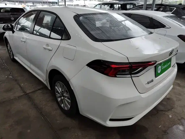Toyota Corolla — Фото автомобиля 4