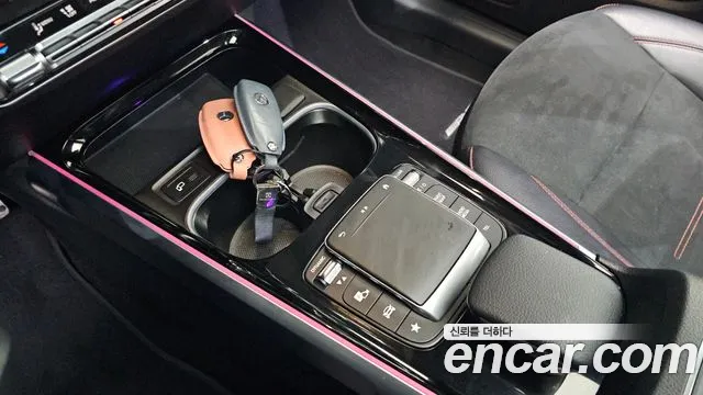 Mercedes-Benz GLB-Class — Фото автомобиля 26