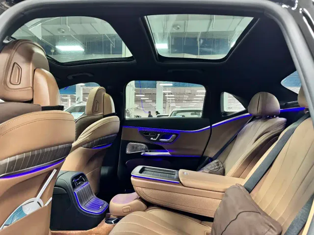 Mercedes-Benz E-Class — Фото автомобиля 15