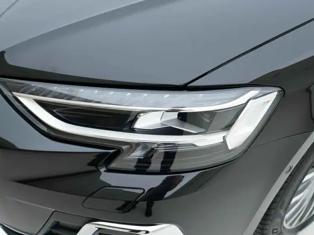Audi A8 — Фото автомобиля 14