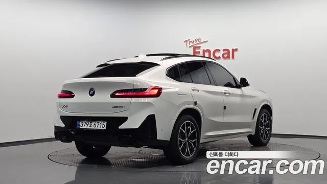 BMW X4 xDrive20i M Sport Pro — Фото автомобиля 2