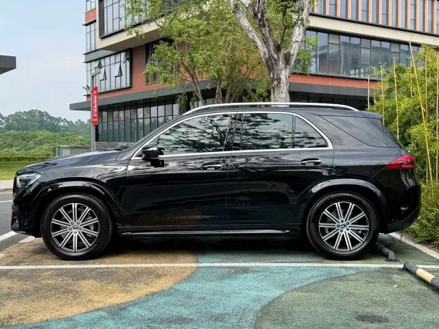 Mercedes-Benz GLE-Class — Фото автомобиля 8