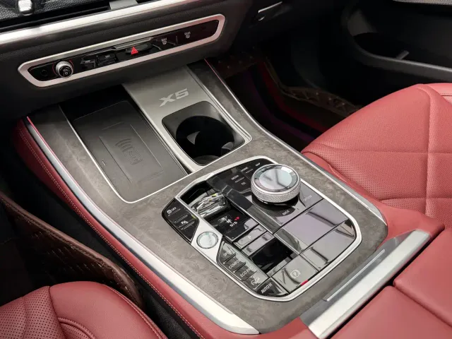 BMW X5 — Фото автомобиля 15