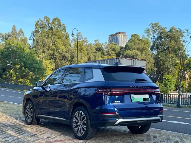 BYD Song Pro — Фото автомобиля 7