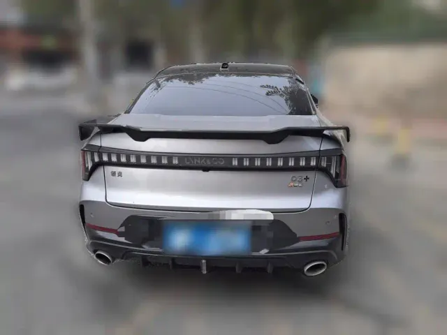 Lynk & Co 03 — Фото автомобиля 5