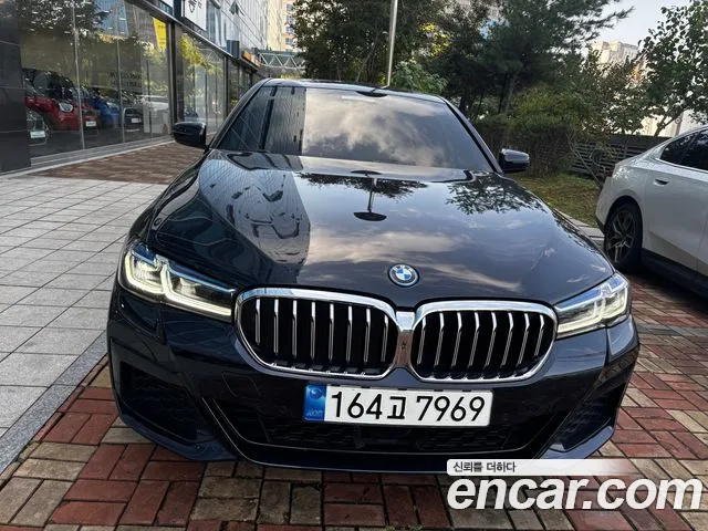 Фотография автомобиля — BMW 5 Series G30