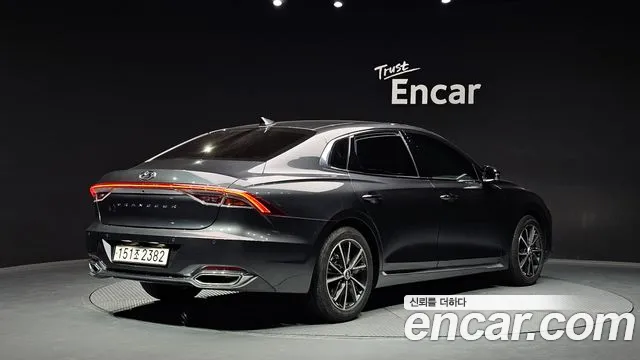 Hyundai Grandeur Новый Grandeur IG — Фото автомобиля 2