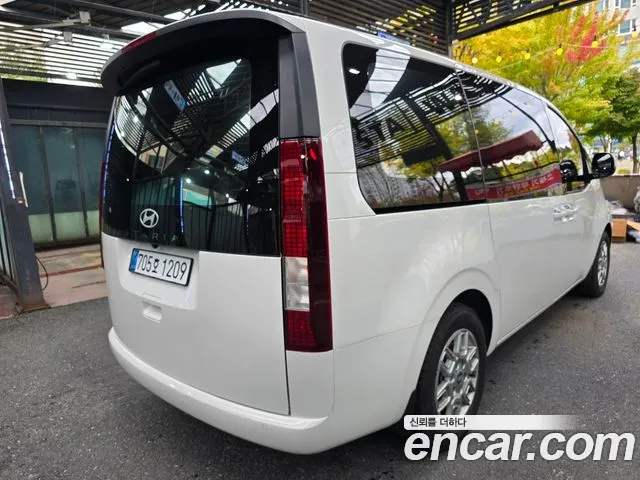 Hyundai Staria — Фото автомобиля 7