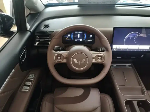 Wuling Starlight 730 — Фото автомобиля 10