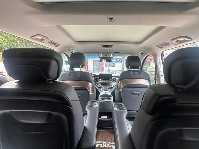 Mercedes-Benz V-Class — Фото автомобиля 8