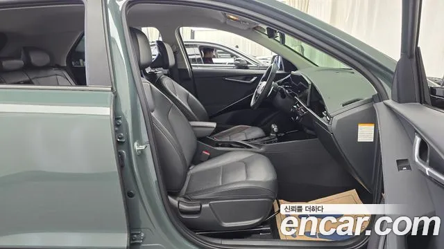 Kia Niro The All New — Фото автомобиля 12