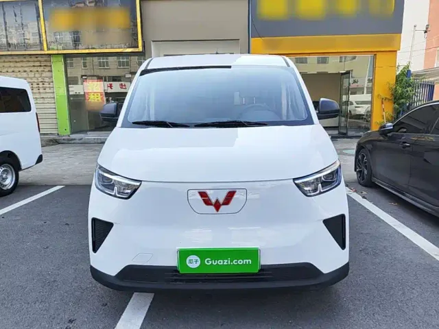 Wuling Yangguang — Фото автомобиля 2