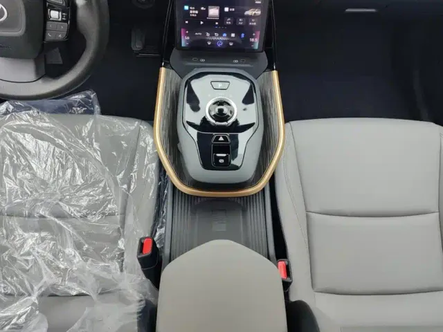Toyota bZ3 — Фото автомобиля 16