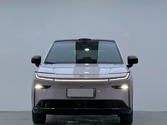 Toyota BoZhi 3X — Фото автомобиля 3
