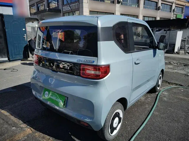 Wuling Hongguang Mini EV — Фото автомобиля 6