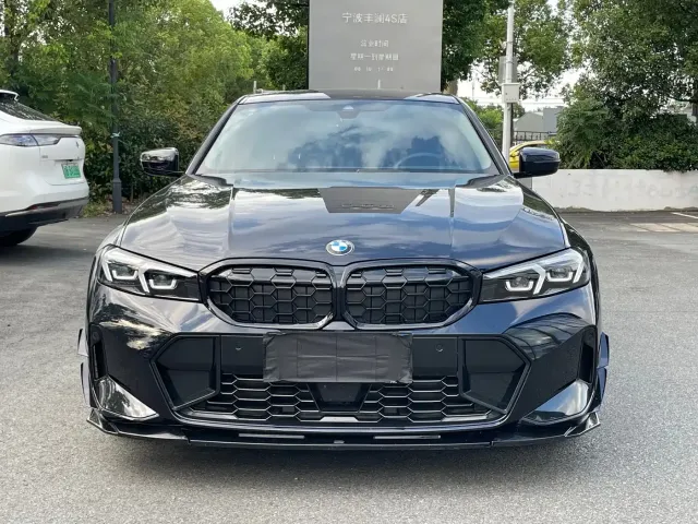 BMW 3 Series — Фото автомобиля 2