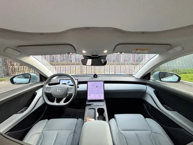 Nio ET5 — Фото автомобиля 6