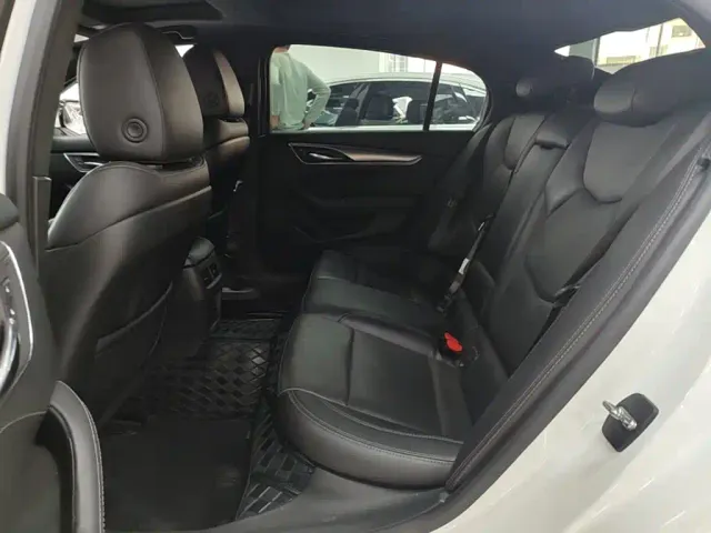 Cadillac CT5 — Фото автомобиля 16