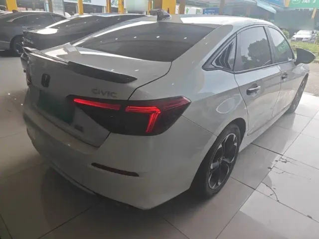 Honda Civic — Фото автомобиля 6