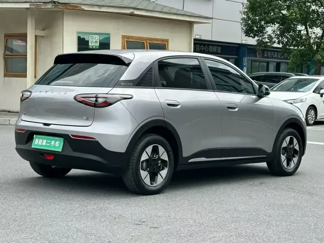 Geely Galaxy Starry Wish 2025 310km Dream Edition — Фото автомобиля 9