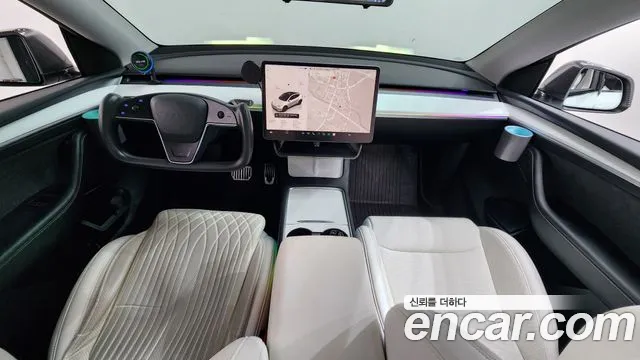 Tesla Model Y — Фото автомобиля 7