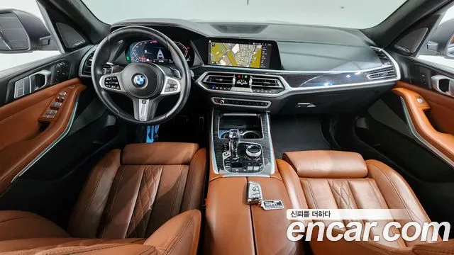 BMW X7 — Фото автомобиля 4