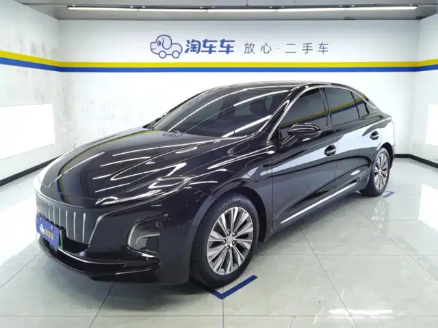 Фотография автомобиля — Hongqi E-QM5