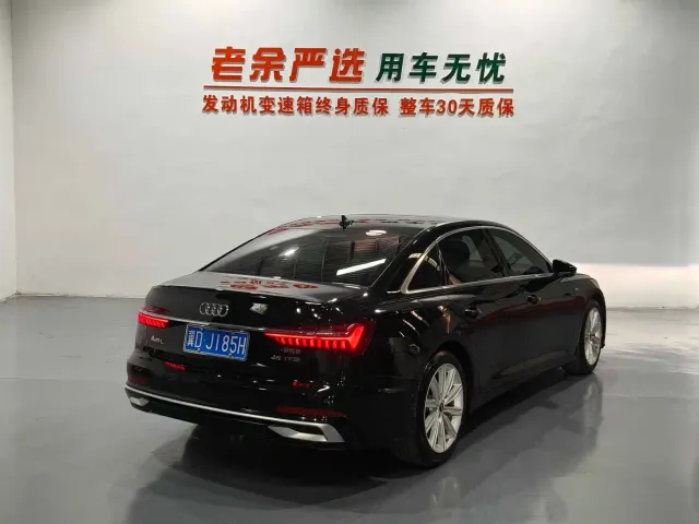 Audi A6L — Фото автомобиля 9