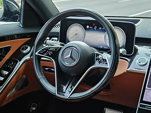 Mercedes-Benz Maybach S-Class — Фото автомобиля 11