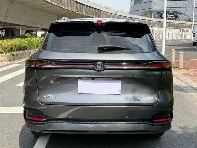 Changan CS75 Plus — Фото автомобиля 16